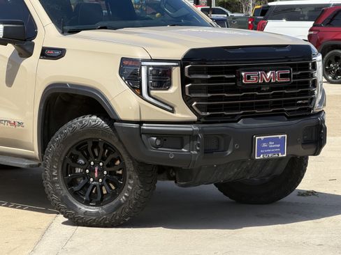 Used 2023 GMC Sierra 1500 AT4X AWD/4WD image 2