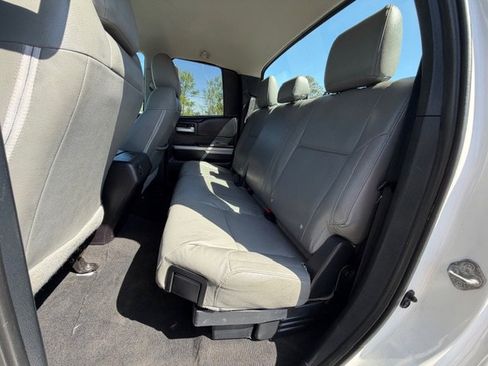 Used 2015 Toyota Tundra SR5 w/ SR5 Upgrade Package image 10