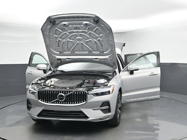 Used 2023 Volvo XC60 B5 Plus w/ Protection Package FWD image 48
