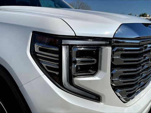 Used 2024 GMC Sierra 1500 Denali w/ Denali Reserve Package image 41