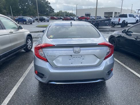 Used 2020 Honda Civic EX image 9