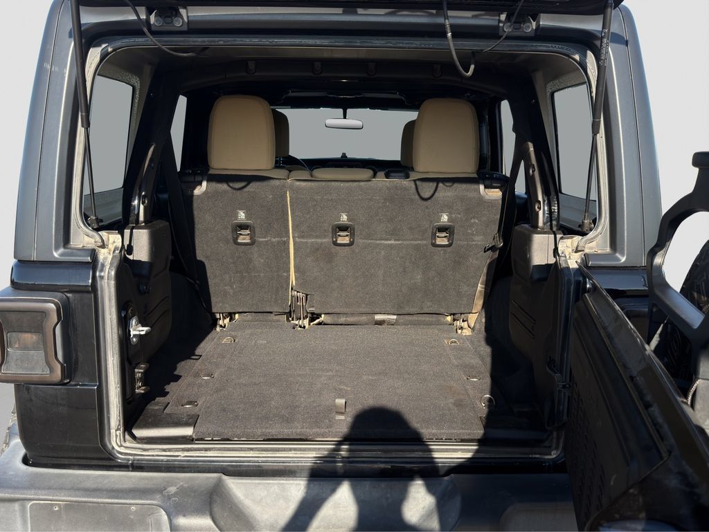 Used 2018 Jeep Wrangler Unlimited Sport S AWD/4WD image 31