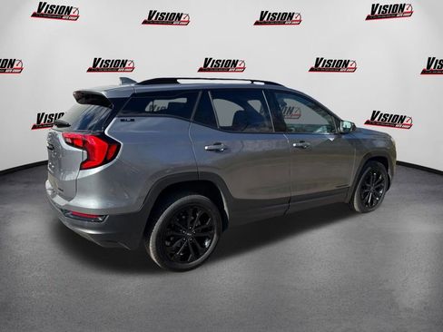 Used 2021 GMC Terrain SLE w/ Driver Convenience Package image 5