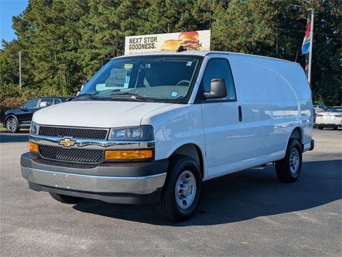 New 2024 Chevrolet Express 2500 w/ Driver Convenience Package image 6
