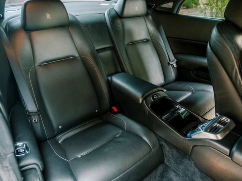 Used 2014 Rolls-Royce Wraith image 28