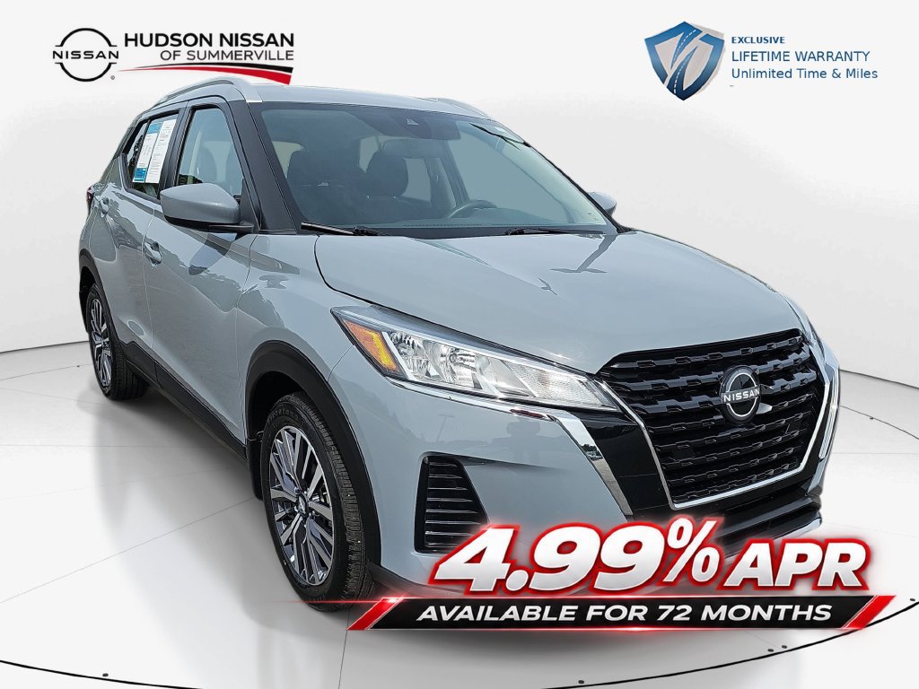 Used 2024 Nissan Kicks SV FWD image 3
