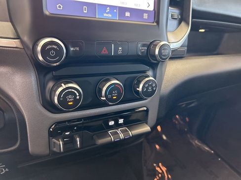 Used 2024 RAM 2500 Big Horn image 43