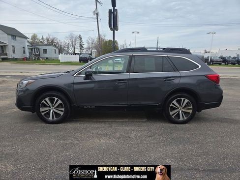 Used 2019 Subaru Outback 2.5i Limited w/ Protection Package #1 AWD/4WD image 2