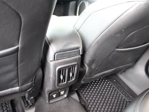 Used 2019 Jeep Compass Latitude w/ Popular Equipment Group image 32