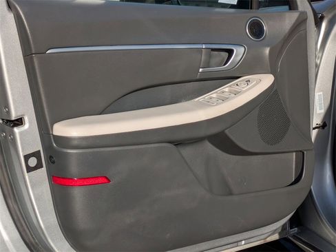 Used 2024 Hyundai Sonata SEL image 11