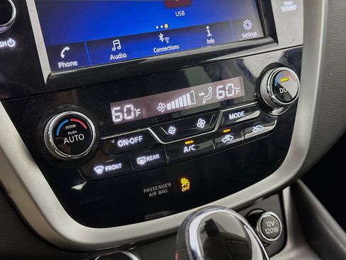 Used 2023 Nissan Murano SV image 23