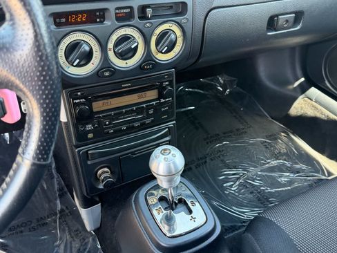 Used 2004 Toyota MR2 RWD image 27