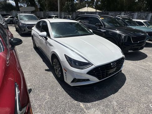 Used 2022 Hyundai Sonata SEL w/ Preferred Accessory Package FWD image 1
