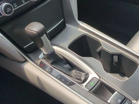Used 2020 Honda Accord EX image 9