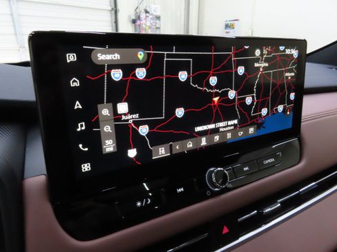 New 2025 Mitsubishi Outlander SEL image 18