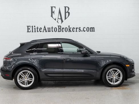 Used 2023 Porsche Macan AWD/4WD image 5