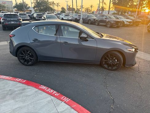 Used 2021 MAZDA MAZDA3 Hatchback w/Premium Plus Pkg AWD/4WD image 29