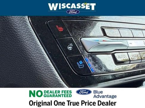 Certified 2022 Ford Explorer Limited w/ Equipment Group 301A image 16