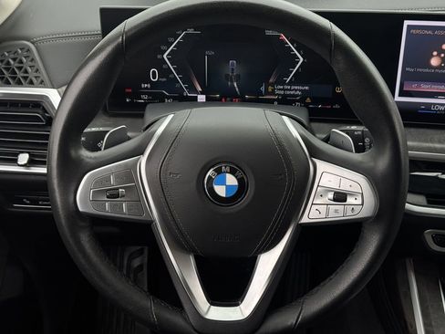 Used 2025 BMW X7 xDrive40i AWD/4WD image 13