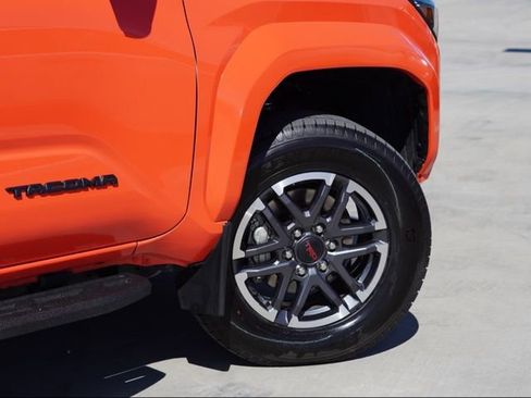 Certified 2024 Toyota Tacoma TRD Sport image 7