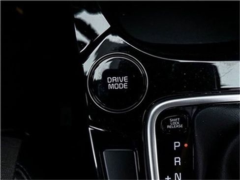 Used 2023 Kia Seltos S w/ Navigation Package image 26