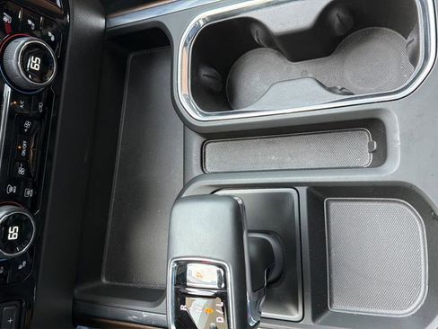 Used 2024 Chevrolet Silverado 1500 High Country w/ High Country Premium Package AWD/4WD image 28
