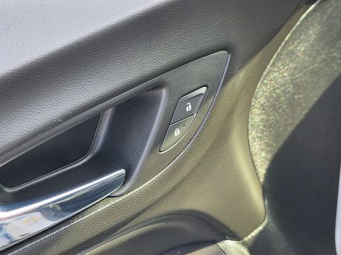 Used 2020 Chevrolet Equinox LT AWD/4WD image 19