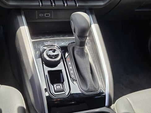 Certified 2024 Chevrolet Colorado Trail Boss w/ Advanced Trailering Package AWD/4WD image 23