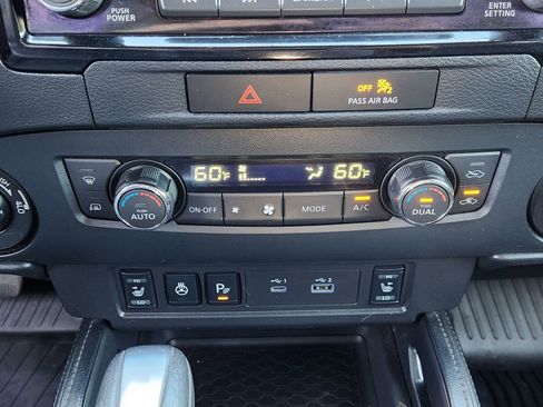 Used 2022 Nissan Frontier PRO-4X w/ Pro-4X Premium Package image 22