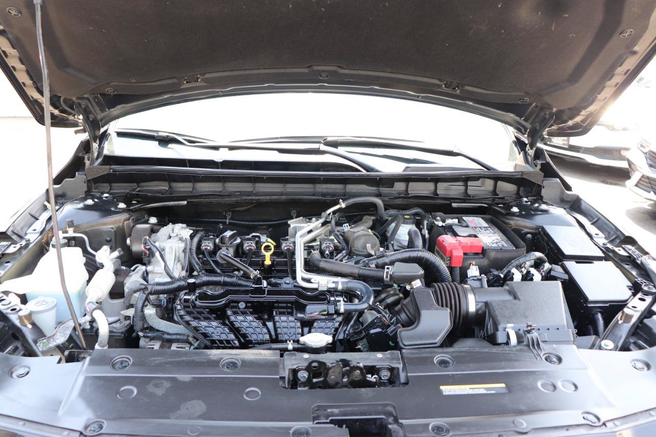 Used 2024 Nissan Altima 2.5 SR FWD image 47