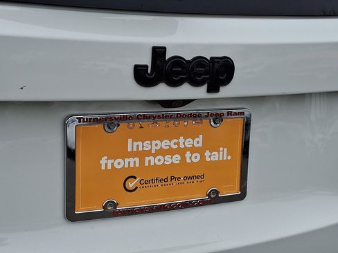 Used 2023 Jeep Renegade Latitude image 16