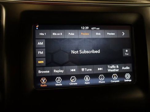 Used 2020 Jeep Cherokee Latitude Plus image 25