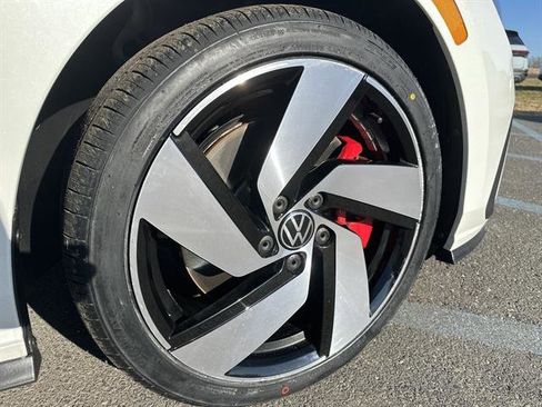 Used 2023 Volkswagen GTI S image 13