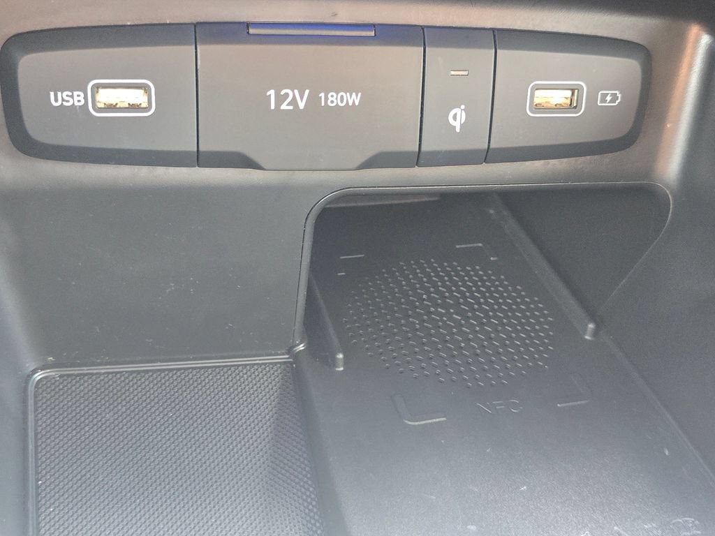 Used 2024 Hyundai Santa Cruz Limited AWD/4WD image 30