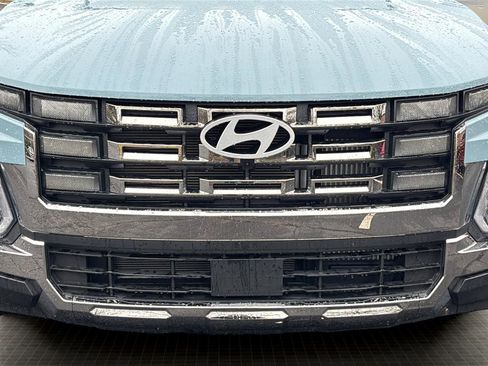 Certified 2026 Hyundai Santa Cruz Limited image 9