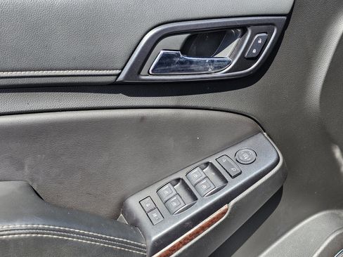 Used 2018 GMC Yukon SLE image 15