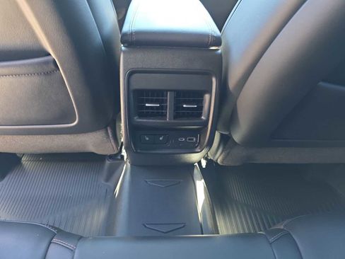 Used 2023 Cadillac XT4 Sport image 24