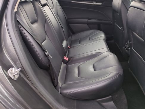 Used 2017 Ford Fusion Titanium image 20