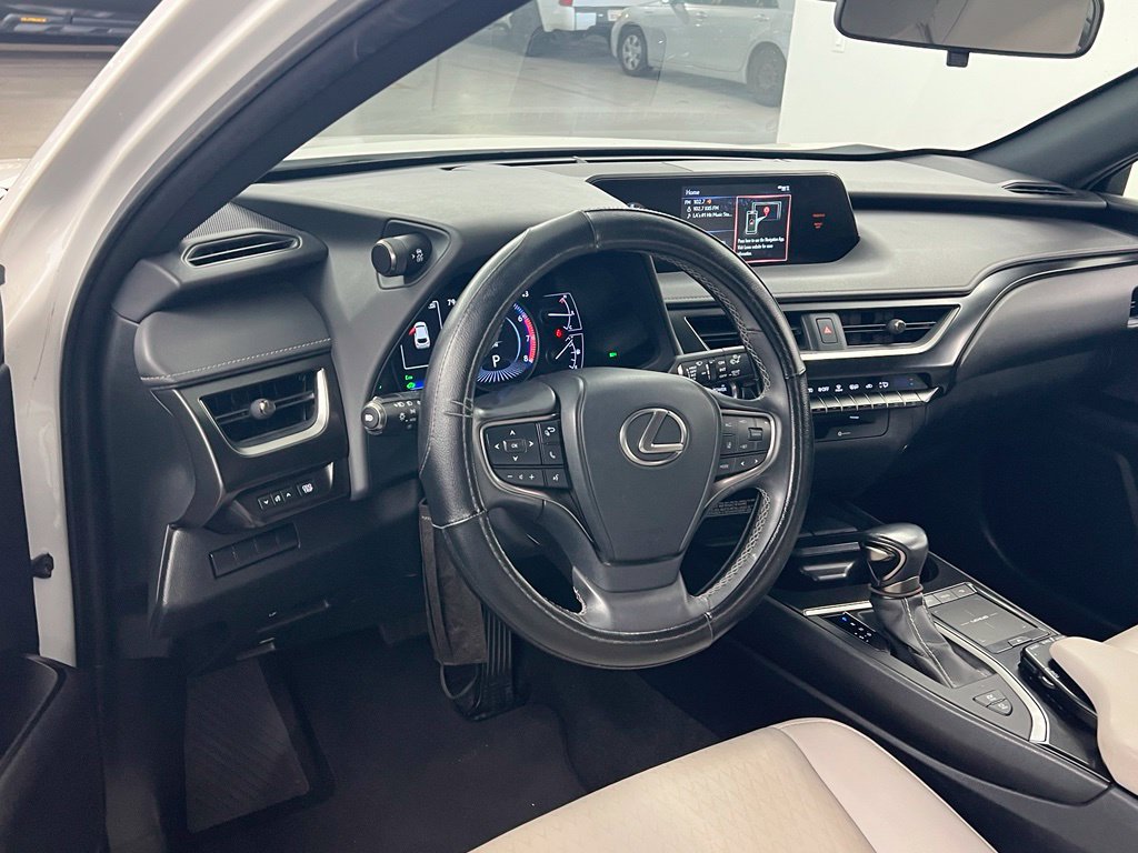 Used 2021 Lexus UX 250h w/ Accessory Package (Z1) AWD/4WD image 10