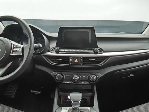 Used 2020 Kia Forte Sedan FWD image 22