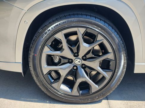 New 2026 Lexus TX 500h AWD image 6