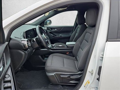 Certified 2025 Chevrolet Equinox LT AWD/4WD image 15