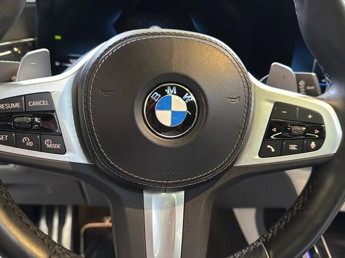 Used 2023 BMW X7 xDrive40i w/ M Sport Package AWD/4WD image 15