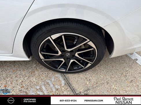 Certified 2024 Nissan Sentra SR image 31