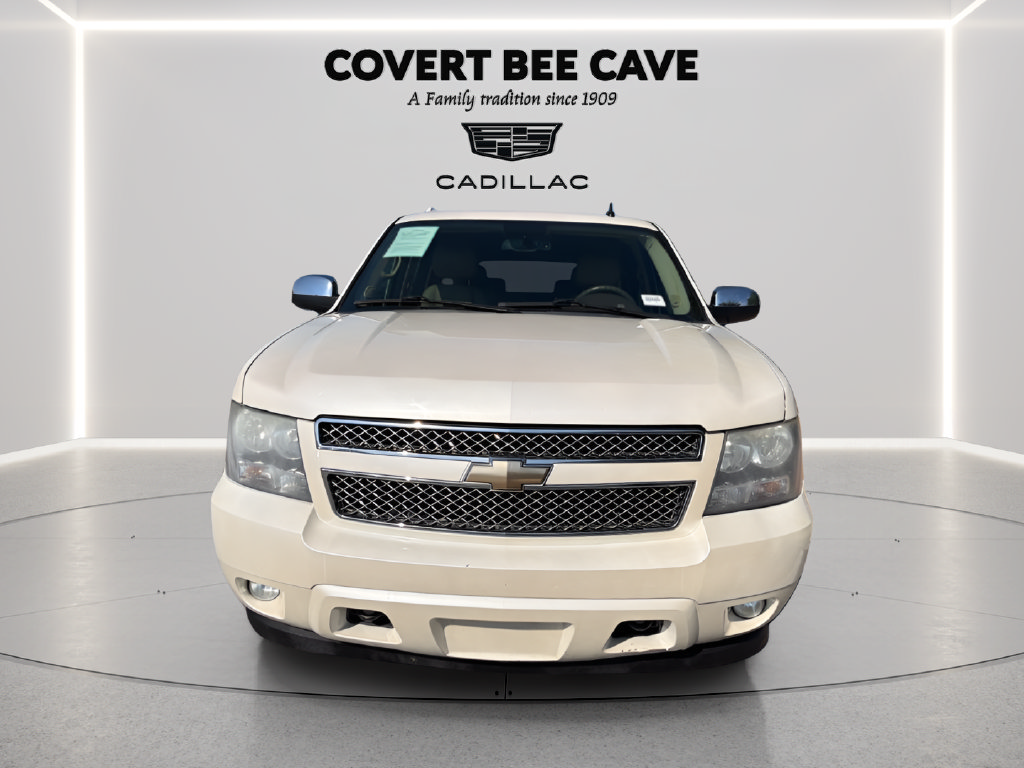 Used 2010 Chevrolet Suburban LTZ AWD/4WD image 2