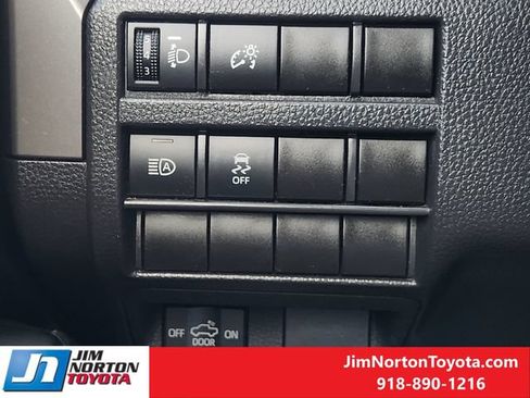 Used 2024 Toyota Tacoma TRD Off-Road AWD/4WD image 23