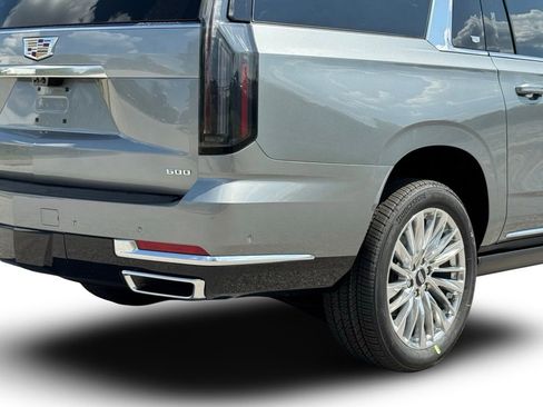 New 2026 Cadillac Escalade ESV Luxury w/ Touring Package image 15