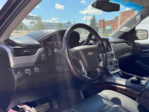 Used 2019 Chevrolet Tahoe LS AWD/4WD image 13