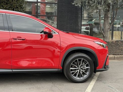 Used 2023 Lexus NX 250 FWD image 23