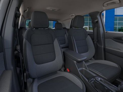 New 2026 Chevrolet TrailBlazer LT w/ LT Cold Weather Package AWD/4WD image 16